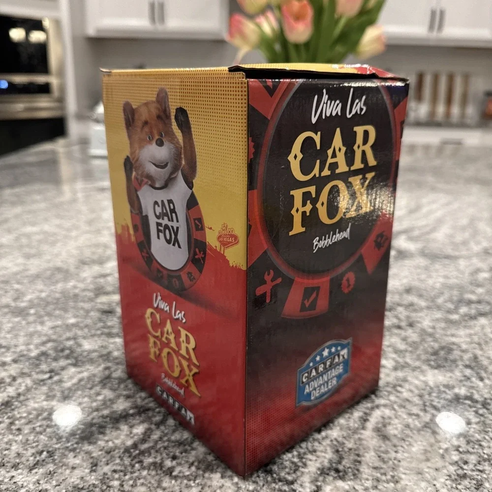 CARFAX CAR FOX BOBBLEHEAD FIGURE 2020 Elvis Viva‎ Las Vegas Bobble Head #29